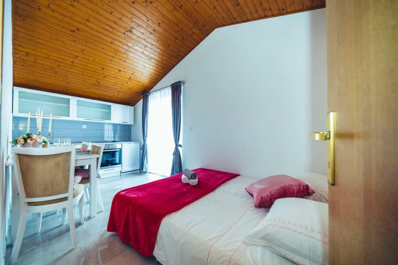Apartments Juric Celina Exterior photo
